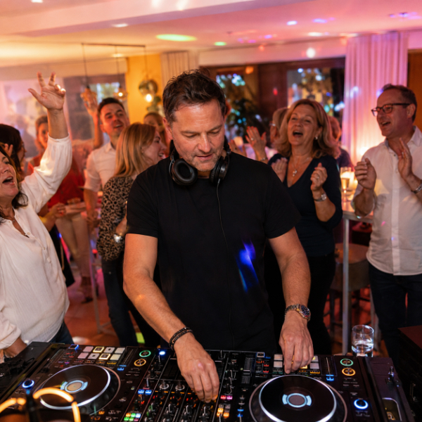 Schlager DJ: 4000+ geprüfte Musiker & Bands Schlager DJ: 4000+ geprüfte Musiker & Bands